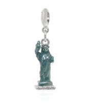 ME ME™ Statue of Liberty Drop Charm