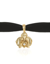 Orchid Velvet Choker With Goldtone Pendant and Pearl