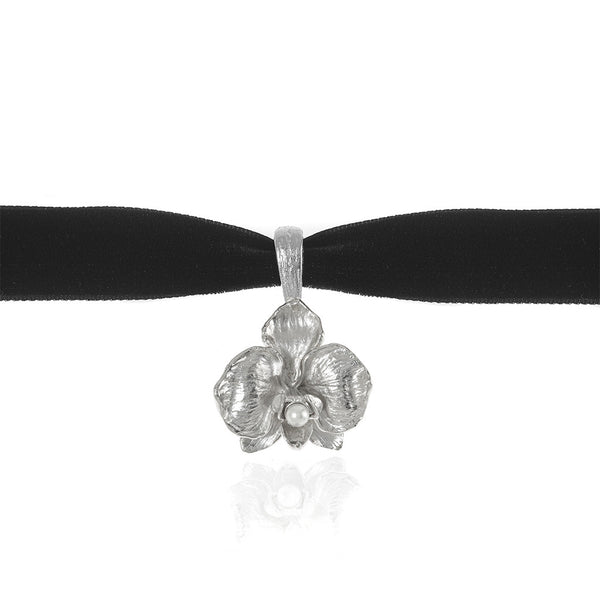 Orchid Velvet Choker With Silvertone Pendant and Pearl Center